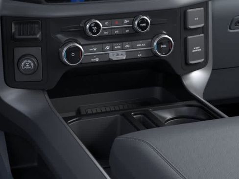 New 2025 Ford F150 XLT w/ Equipment Group 301A Standard image 16