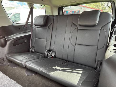 Used 2017 Chevrolet Suburban LT AWD/4WD image 11