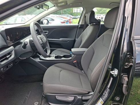 Certified 2026 Kia K4 FWD image 12
