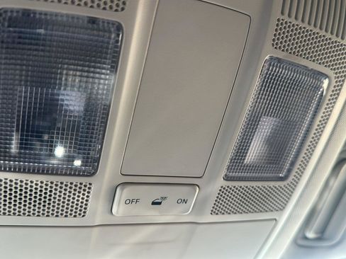 Used 2020 MAZDA CX-5 Touring image 14