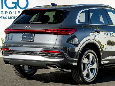 Used 2025 Audi Q5 Premium w/ Premium Plus AWD/4WD image 7
