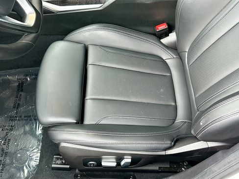Certified 2023 BMW 330i Sedan RWD image 19