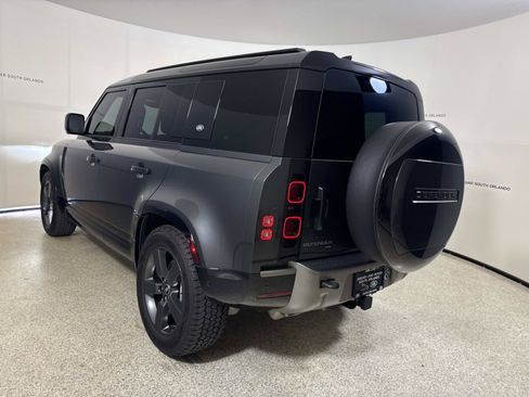 Used 2023 Land Rover Defender 110 X-Dynamic SE AWD/4WD image 3
