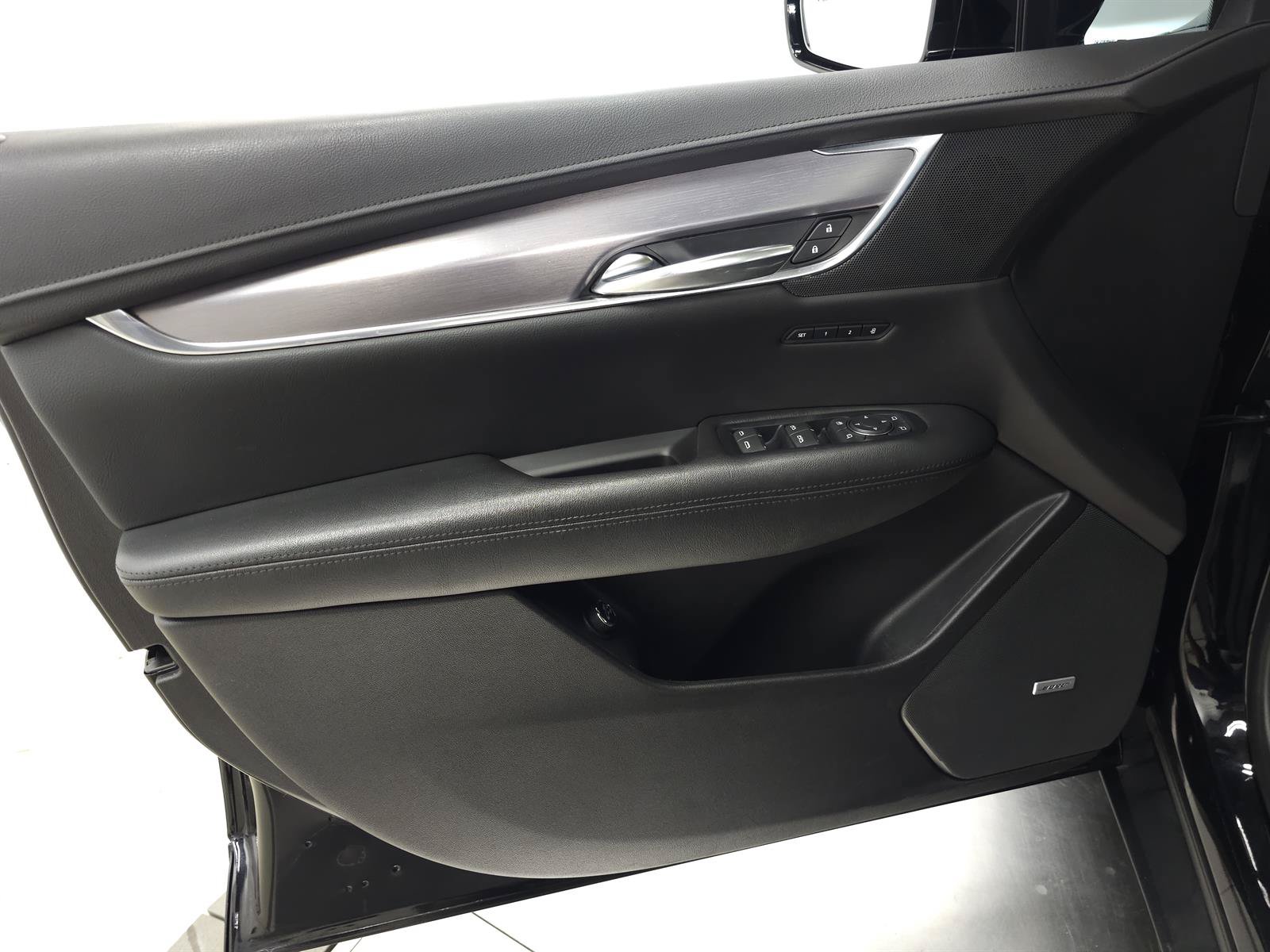 Used 2019 Cadillac XT5 Luxury AWD/4WD image 14