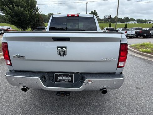 Used 2019 RAM 1500 Big Horn w/ Rambox Value Package AWD/4WD image 9