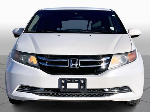 Used 2017 Honda Odyssey SE image 3