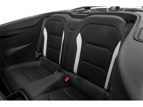 Used 2019 Chevrolet Camaro LT RWD image 16