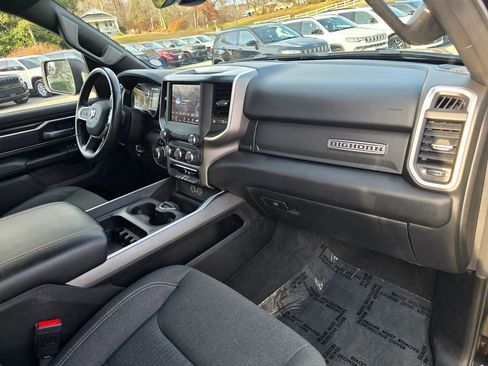 Used 2021 RAM 1500 Big Horn image 28