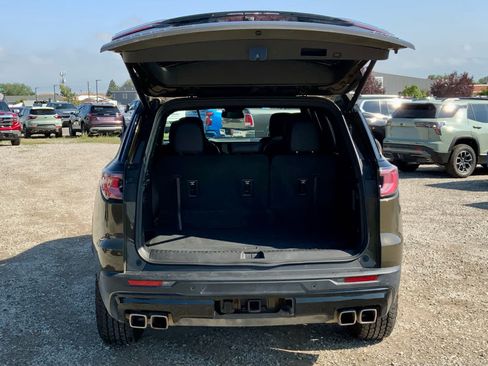 Certified 2024 GMC Acadia AT4 w/ LPO, Floor Liner Package image 17