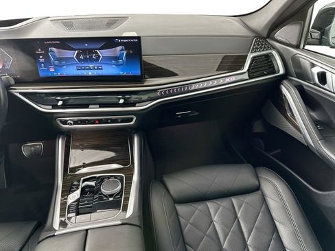Used 2025 BMW X6 xDrive40i AWD/4WD image 26