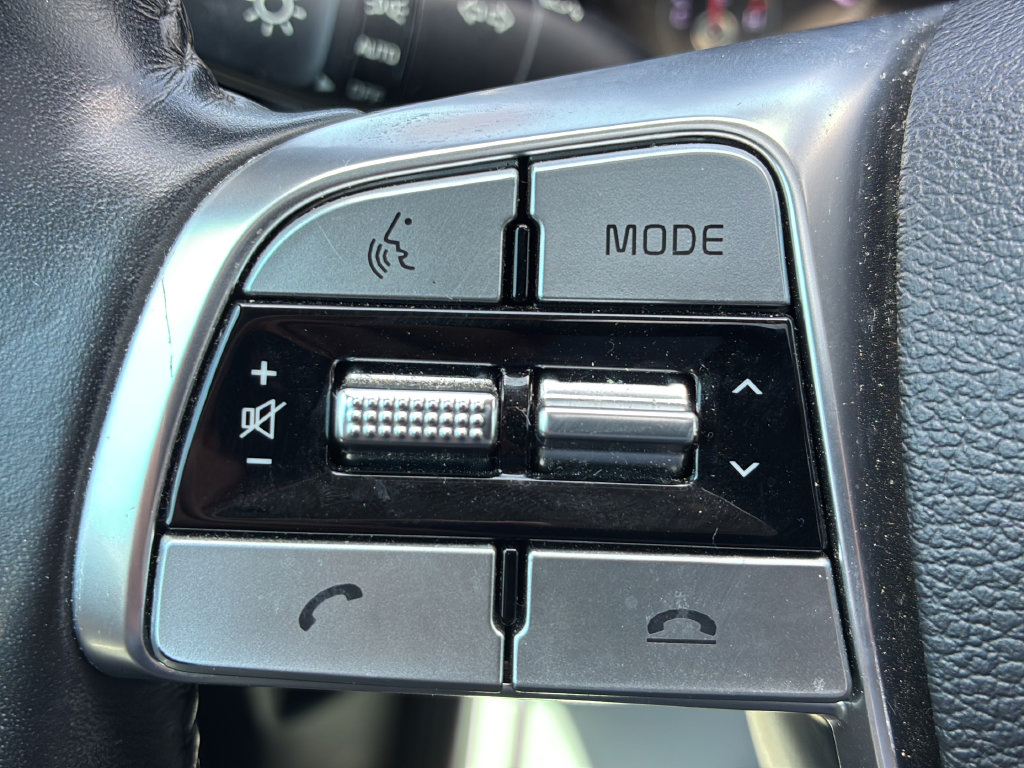 Used 2022 Kia Telluride S FWD image 36