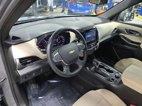 Used 2023 Chevrolet Traverse LT w/ LPO, Cargo Package image 18