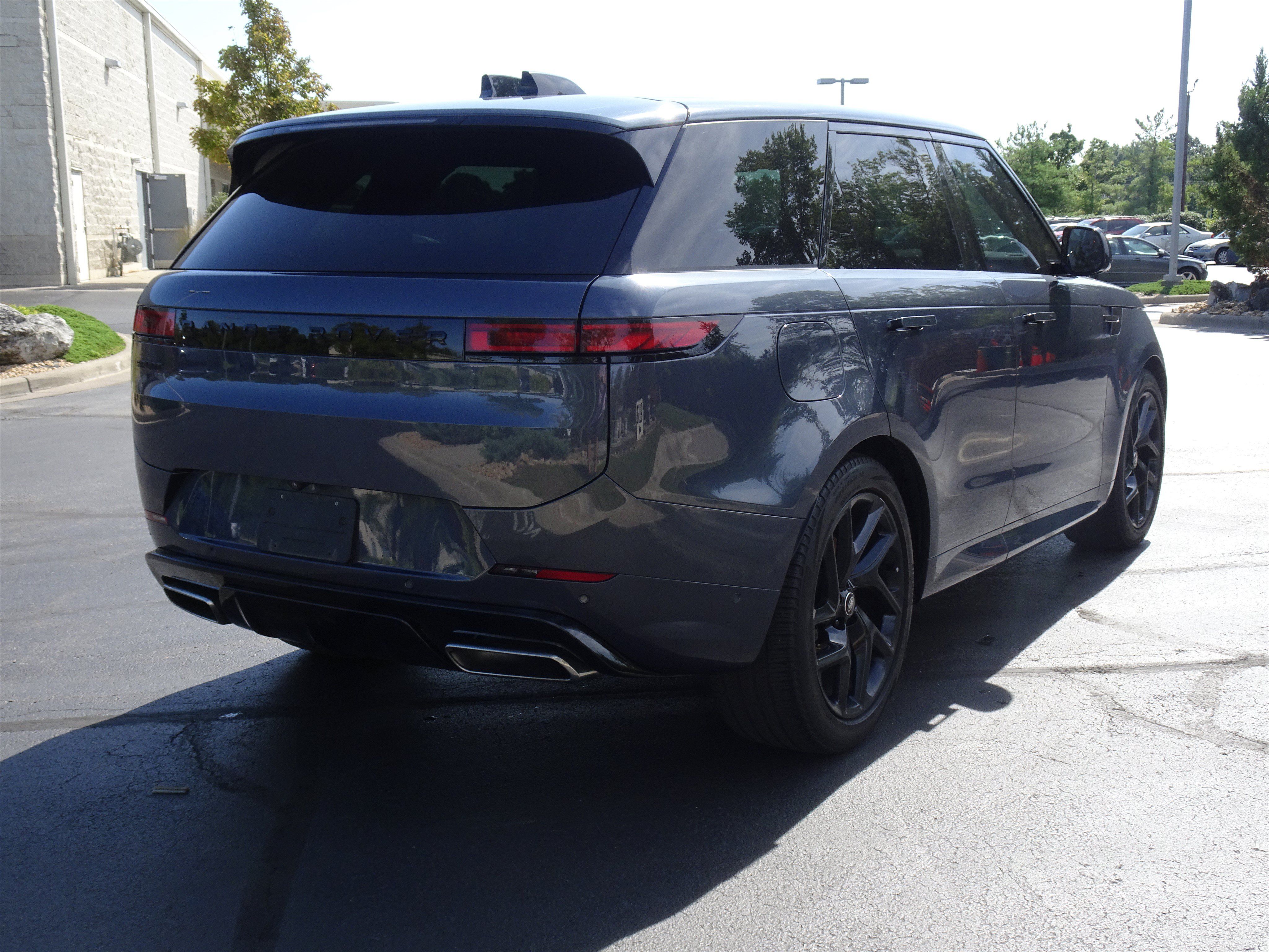 Certified 2024 Land Rover Range Rover Sport Dynamic SE AWD/4WD image 6