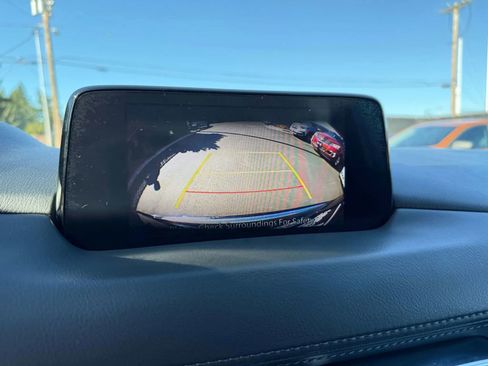 Used 2019 MAZDA CX-5 Touring image 16