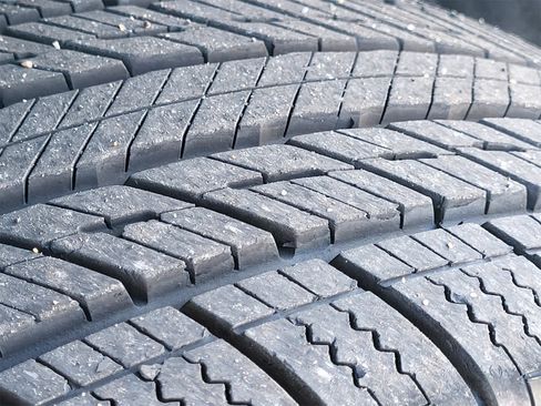 Used 2023 Jeep Compass Limited image 11