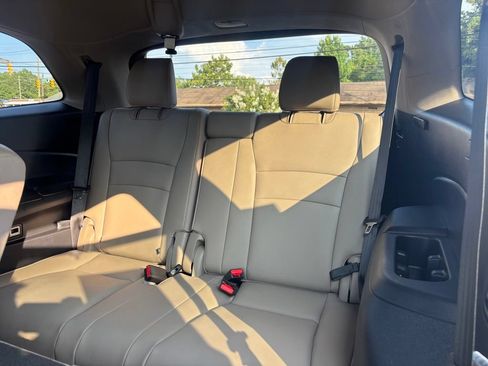 Used 2019 Honda Pilot EX-L image 19