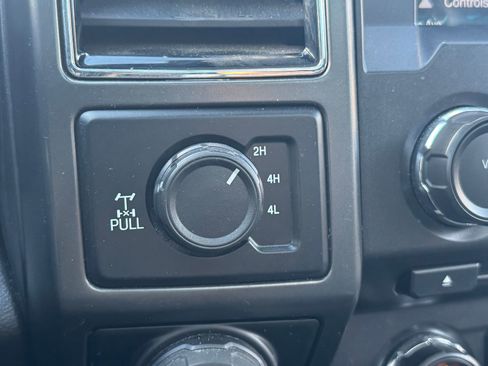 Used 2018 Ford F150 XLT w/ Equipment Group 302A Luxury image 24