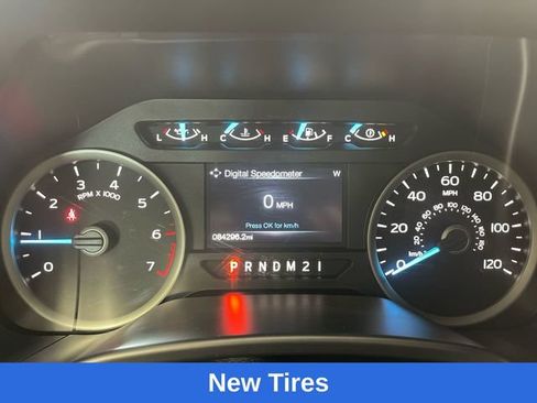 Used 2017 Ford F150 XLT w/ Equipment Group 302A Luxury AWD/4WD image 16