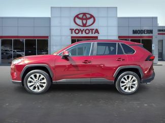Used 2019 Toyota RAV4 XLE Premium FWD video 2