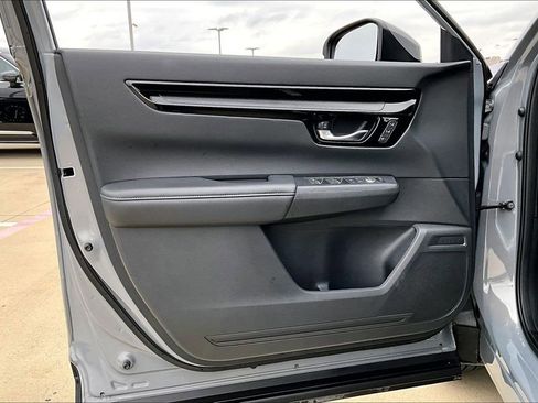 Used 2025 Honda CR-V EX-L image 23