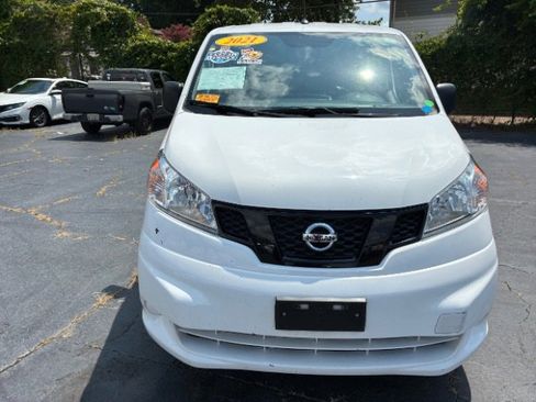 Used 2021 Nissan NV200 S image 2