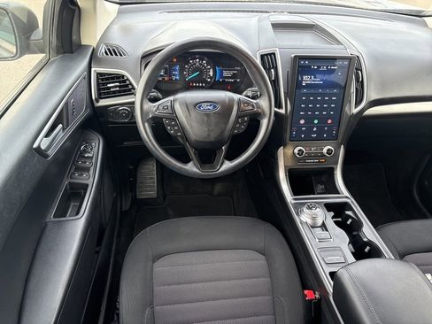 Used 2022 Ford Edge SE image 10