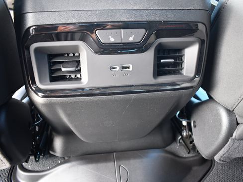 New 2026 GMC Sierra 1500 AT4 w/ AT4 Premium Package AWD/4WD image 29