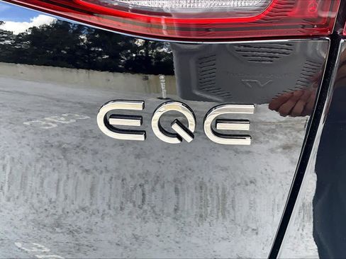 Used 2024 Mercedes-Benz EQE AMG 4MATIC SUV image 9