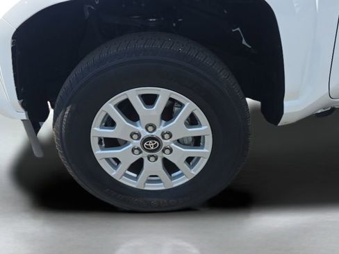 Used 2024 Toyota Tacoma SR5 image 29
