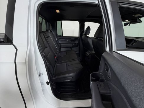 Used 2025 Honda Ridgeline TrailSport image 5