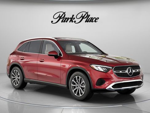 Used 2026 Mercedes-Benz GLC 300 image 32