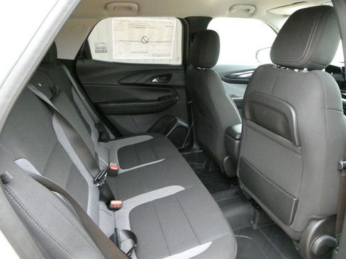 New 2026 Chevrolet TrailBlazer LT w/ Convenience Package AWD/4WD image 13