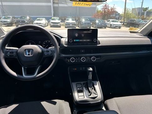 Used 2025 Honda CR-V EX image 15
