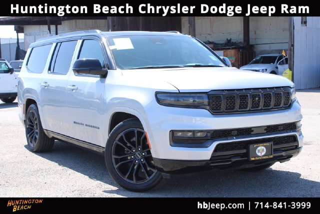 Used 2024 Jeep Grand Wagoneer L Series II w/ Quick Order Packagew 28T AWD/4WD image 1