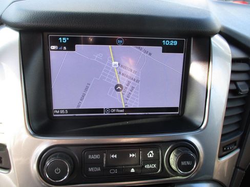 Used 2019 Chevrolet Suburban LT image 13