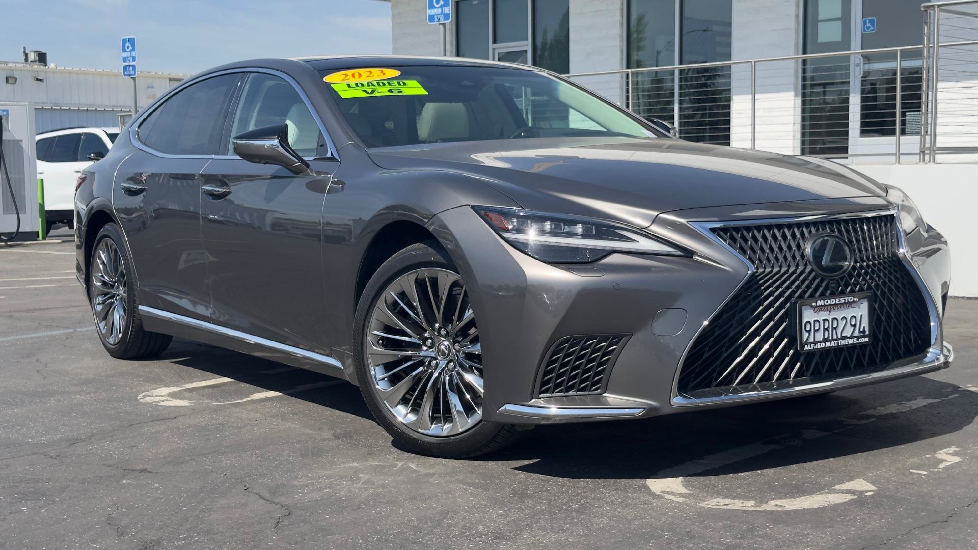 Used 2023 Lexus LS 500 w/ Interior Upgrade Package RWD image 1