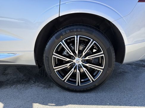 Used 2020 Volvo XC60 T5 Inscription w/ Protection Package Premier image 25