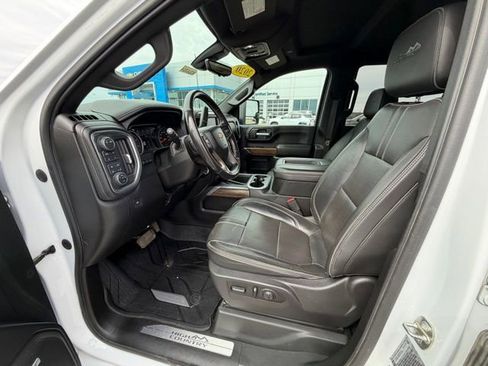 Used 2020 Chevrolet Silverado 3500 High Country w/ LPO, Hitch Package image 17