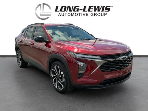 Used 2025 Chevrolet Trax RS w/ Driver Confidence Package FWD image 10