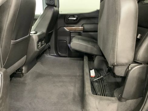 Used 2020 Chevrolet Silverado 1500 RST AWD/4WD image 9