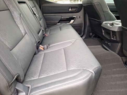 Used 2025 Toyota Tundra Limited image 34