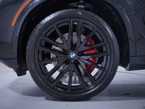 Used 2026 BMW X5 sDrive40i w/ M Sport Package RWD image 2