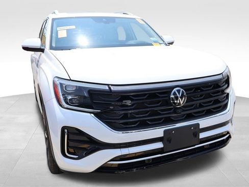 Used 2024 Volkswagen Atlas SEL Premium R-Line AWD/4WD image 6