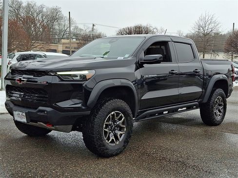 Used 2024 Chevrolet Colorado ZR2 w/ Safety Package image 4