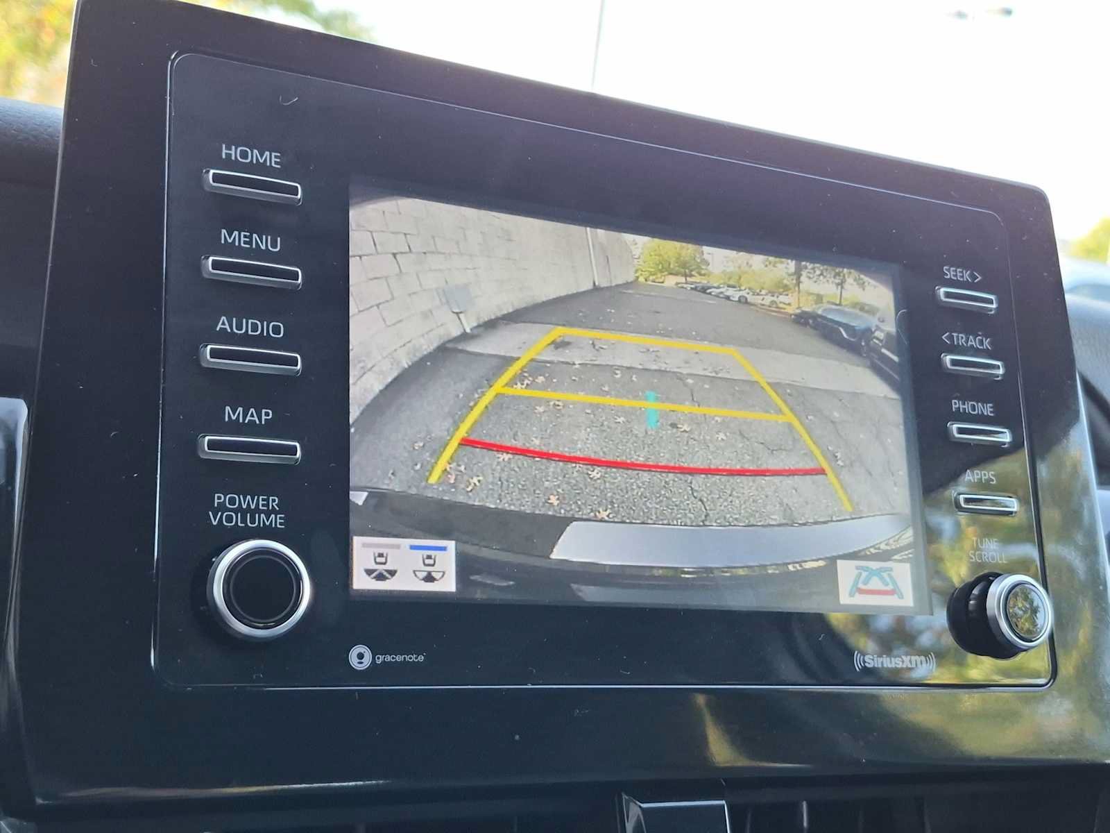 Used 2021 Toyota Camry LE FWD image 29