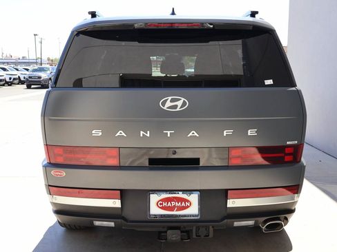 Used 2025 Hyundai Santa Fe Limited AWD/4WD image 4