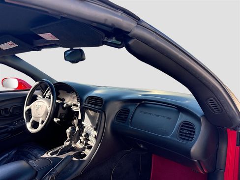 Used 2002 Chevrolet Corvette Convertible w/ Preferred Equipment Group2 image 22