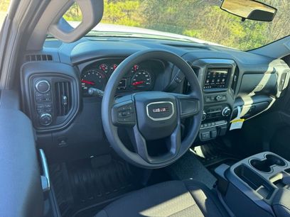 New 2025 GMC Sierra 1500 Pro w/ Pro Value Package