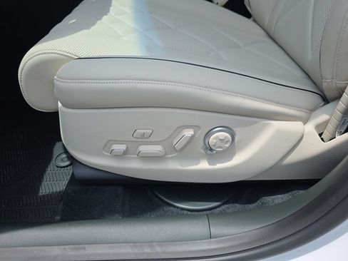 New 2026 Genesis GV80 3.5T Prestige AWD/4WD image 12