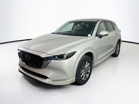 Used 2025 MAZDA CX-5 AWD 2.5 S w/ Preferred Package image 3